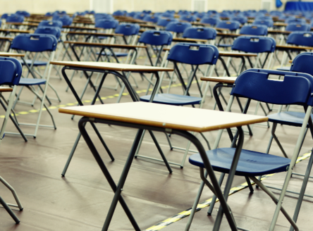 Rust tijdens de eindexamens? Regel nu surveillanten