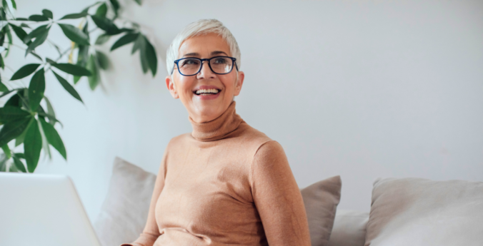 Wat krijgt een alleenstaande aan AOW netto?