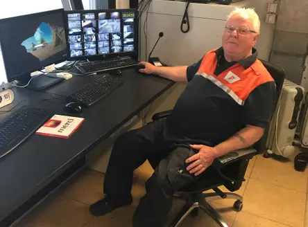 Parkeerbeheerder Kees werkt bij P1