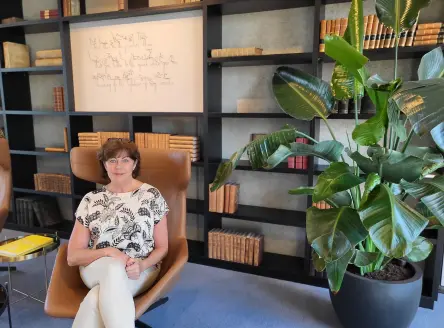 Secretaresse Ina werkt bij Ekelmans Advocaten